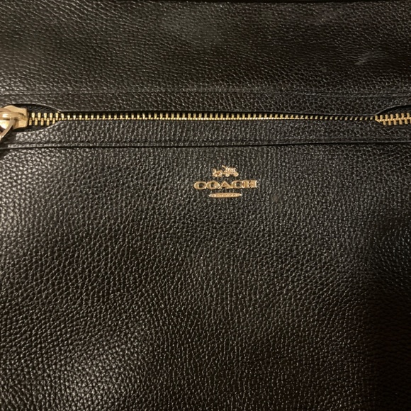 Authentic Black Pebbled Leather Coach Bag - Picture 2 of 3